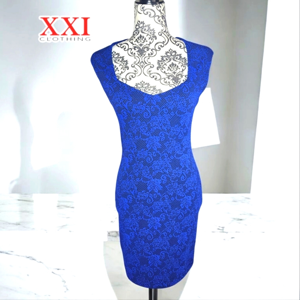XXI Blue Floral Lace Bodycon Dress - Small